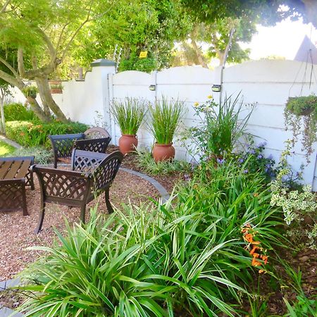 Whistlewood Guesthouse Walmer, Port Eizabeth Port Elizabeth Exterior foto